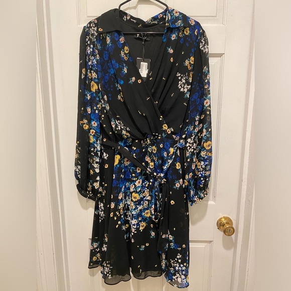 DKNY Yellow and Blue Long Sleeve Bishop Sundress - Picture 4 of 8